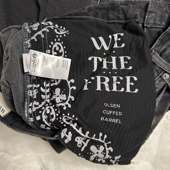 NWT! We The Free Olsen Cuffed Barrel Leg Jeans - Picture 9 of 11
